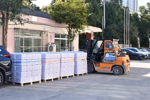 배송 업데이트: 접이식 래칫 스트랩 출시!