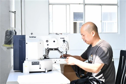 새로운 여행! 새 공장은 3개월 간의 업그레이드 및 재건축을 거쳐 공식적으로 가동에 들어갔습니다.